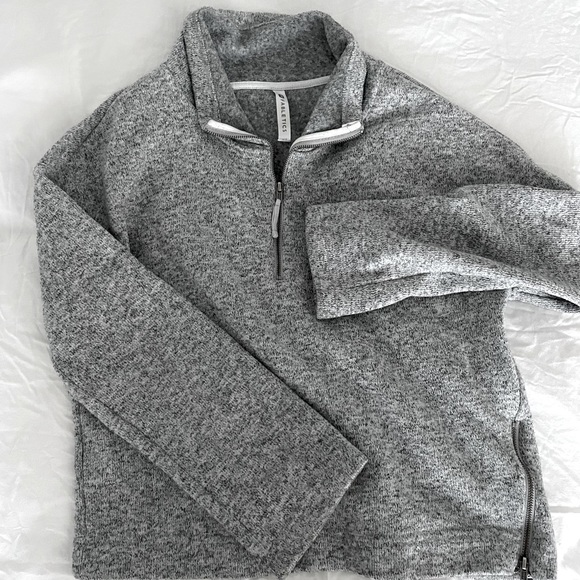 Fabletics Soft Cropped 3/4 Zip - Picture 1 of 3